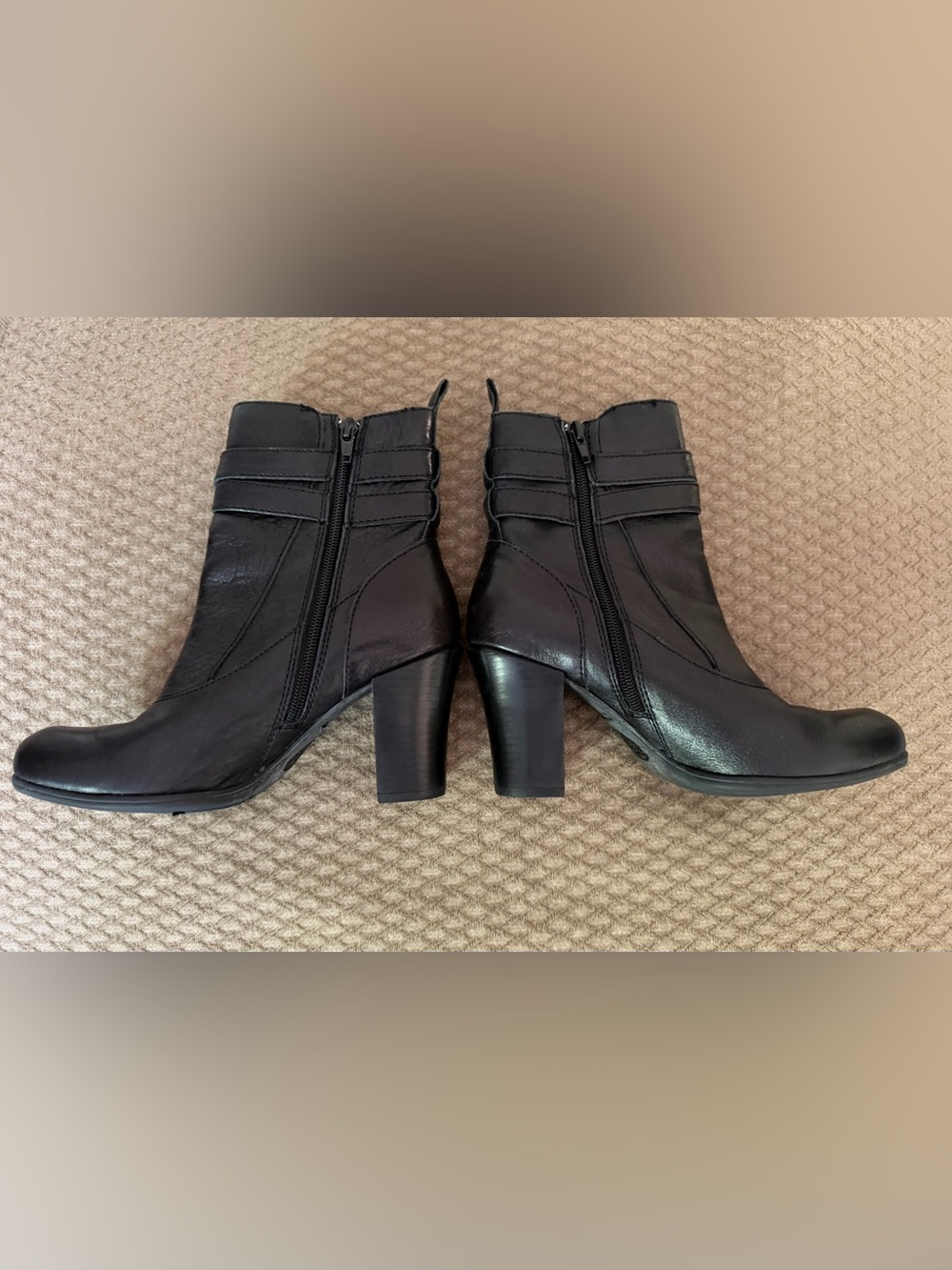 Women's Black Leather Ankle Heeled Boots with Side Zip - Picture 4 of 9